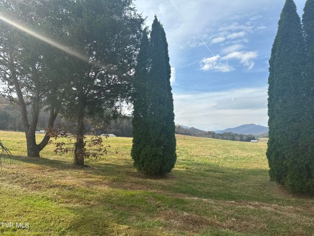 3289 Long Creek Road, Parrottsville, TN 37843