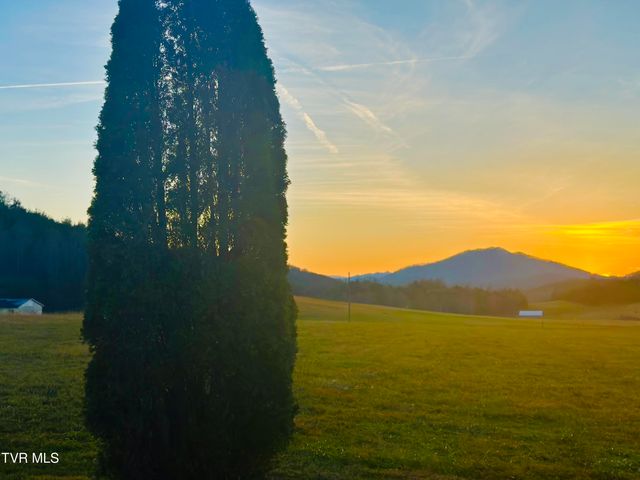 3289 Long Creek Road, Parrottsville, TN 37843
