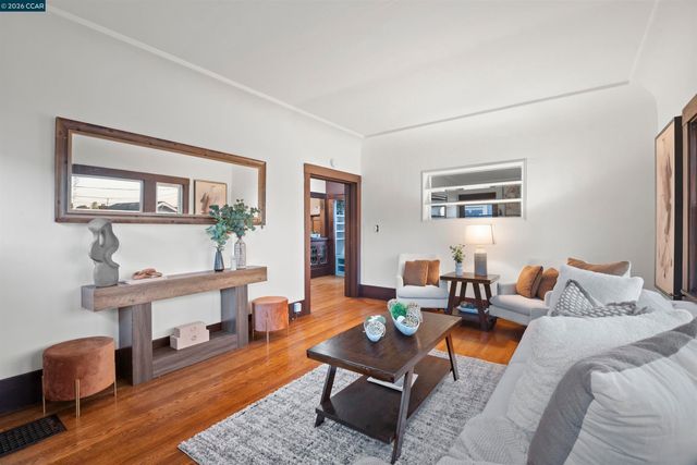 5428 Ruth Ave, Oakland, CA 94601