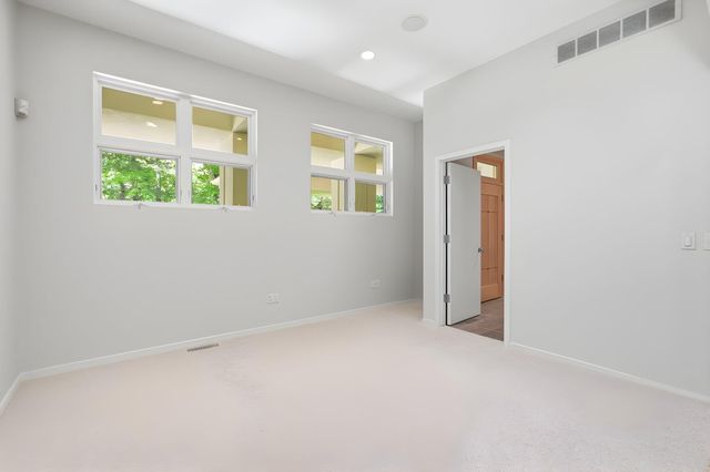 1970 Red Hill Drive Ne, Grand Rapids Twp, MI 49301
