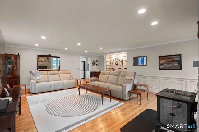 58 Chapman Avenue, Westbrook, CT 06498