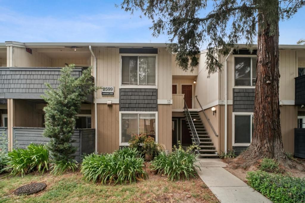 Image 1 of property listing at 2599 Easton Lane 109, San Jose, CA 95133