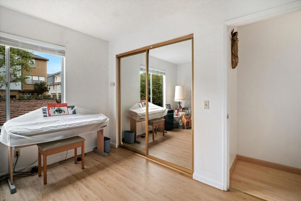 Image 10 of property listing at 2599 Easton Lane 109, San Jose, CA 95133