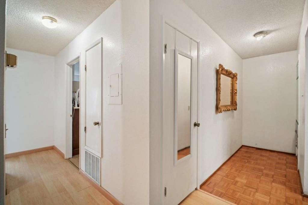 Image 5 of property listing at 2599 Easton Lane 109, San Jose, CA 95133