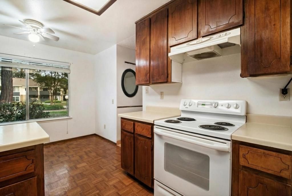 Image 50 of property listing at 2599 Easton Lane 109, San Jose, CA 95133