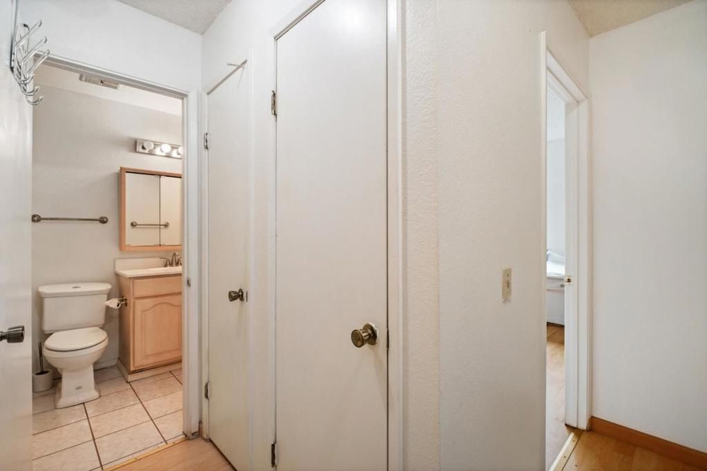 Image 8 of property listing at 2599 Easton Lane 109, San Jose, CA 95133