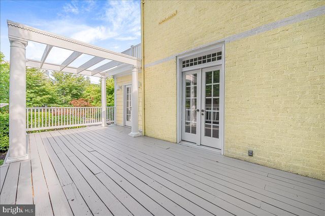 3001 MCKINLEY ST NW, Washington, DC 20015