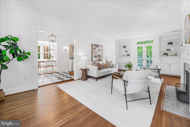3001 MCKINLEY ST NW, Washington, DC 20015