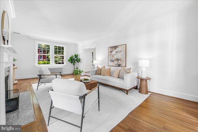 3001 MCKINLEY ST NW, Washington, DC 20015