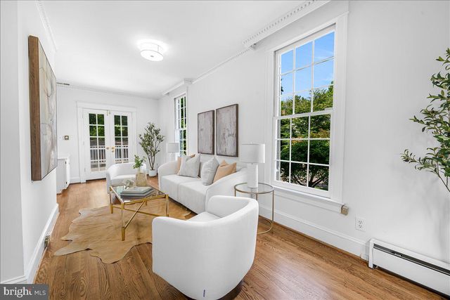 3001 MCKINLEY ST NW, Washington, DC 20015