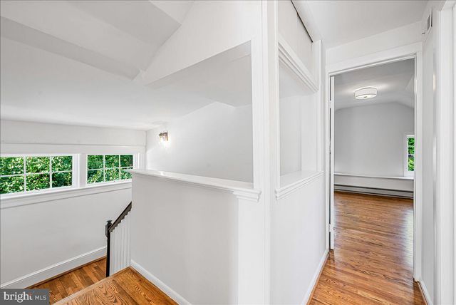 3001 MCKINLEY ST NW, Washington, DC 20015