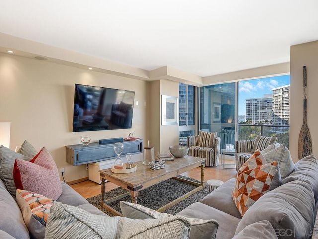 1810 Avenida del Mundo 505, Coronado, CA 92118