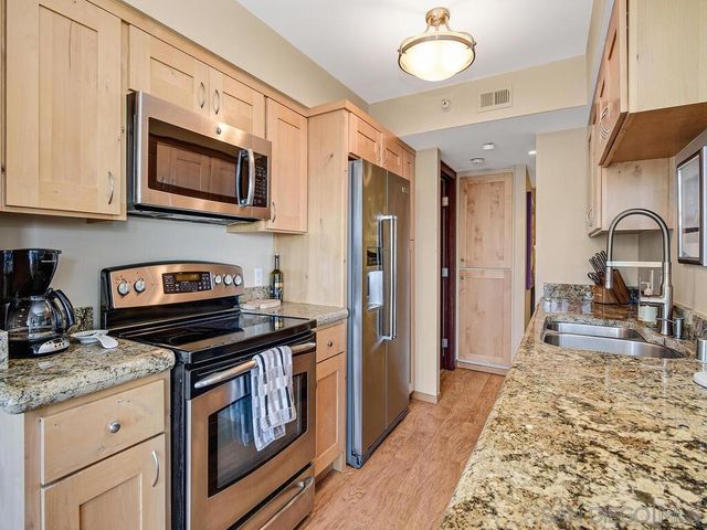 1810 Avenida del Mundo 505, Coronado, CA 92118