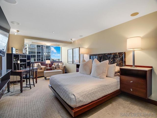 1810 Avenida del Mundo 505, Coronado, CA 92118