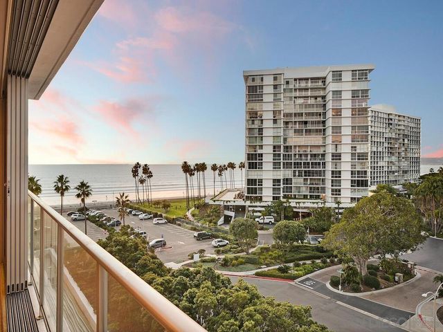 1810 Avenida del Mundo 505, Coronado, CA 92118