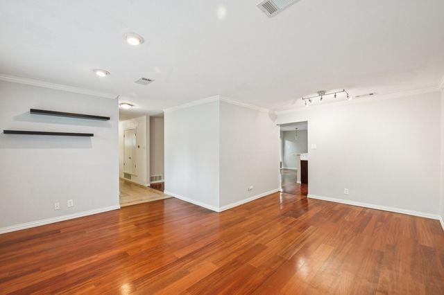 13640 Spring Grove Avenue, Dallas, TX 75240