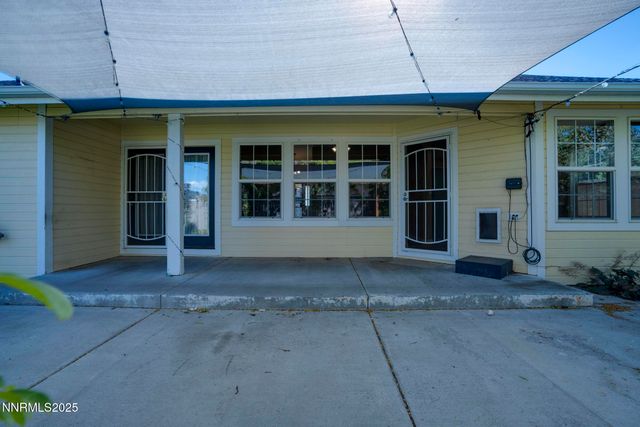 540 Classic Court, Carson City, NV 89701