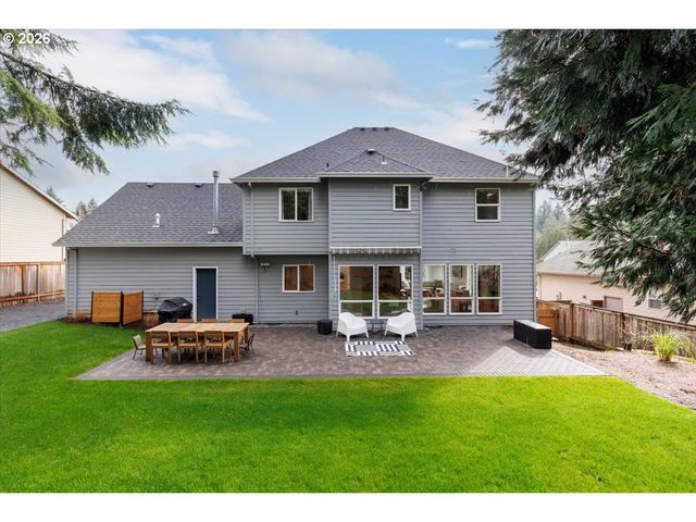 36745 ELDRIDGE Dr, Sandy, OR 97055