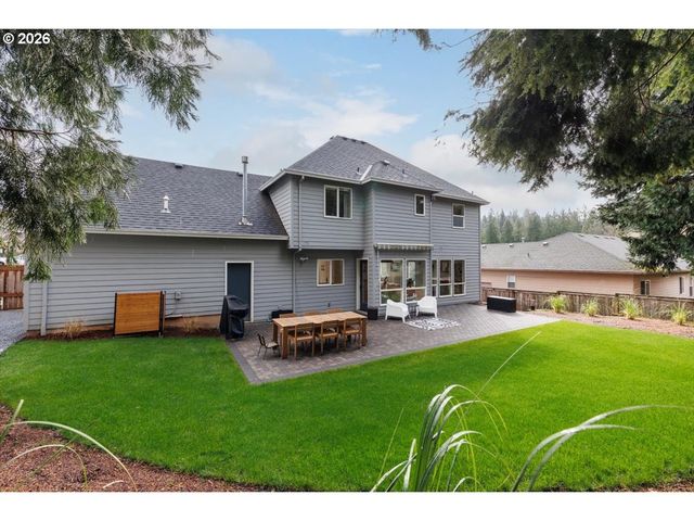 36745 ELDRIDGE Dr, Sandy, OR 97055