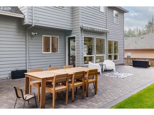 36745 ELDRIDGE Dr, Sandy, OR 97055