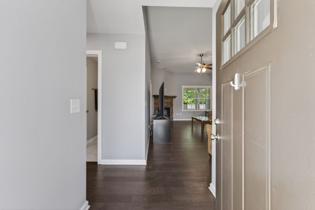 1489 Fredrick Dr, Clarksville, TN 37042