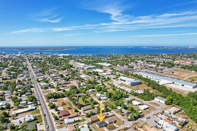 225 W 13th Street, Panama City, FL 32401