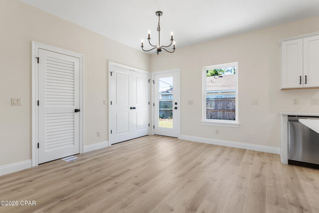 225 W 13th Street, Panama City, FL 32401