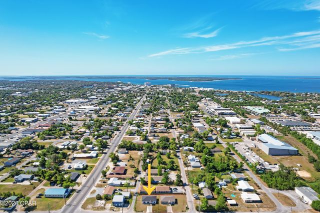 225 W 13th Street, Panama City, FL 32401