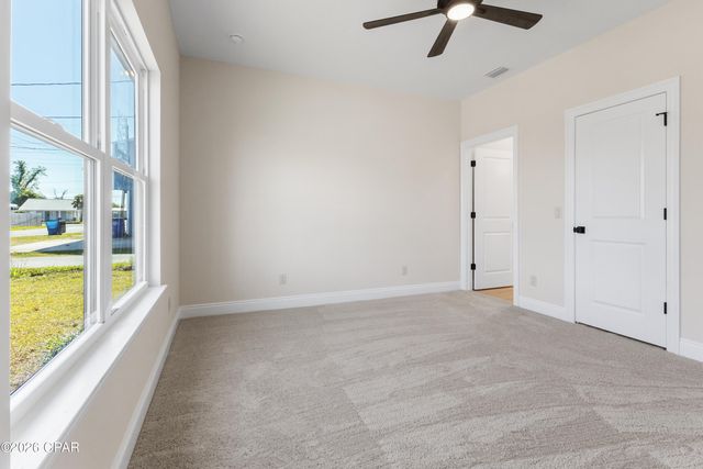225 W 13th Street, Panama City, FL 32401