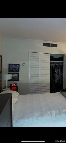 1 Gold Street APT 9C, Hartford, CT 06103