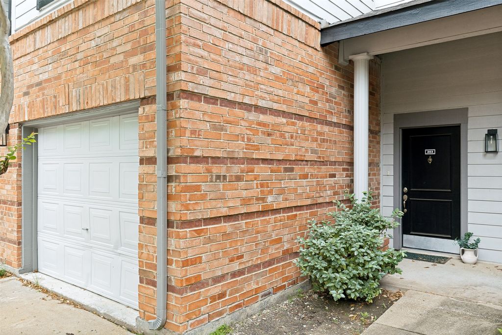 2524 Preston Road 203, Plano, TX 75093