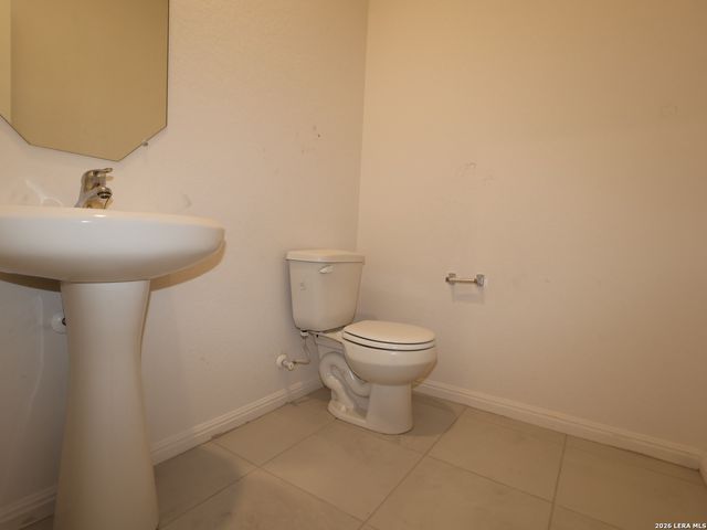 6220 Medina Oasis, San Antonio, TX 78245