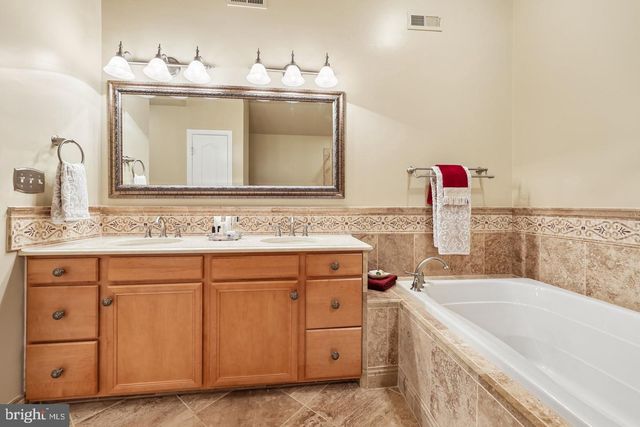 43760 COG HILL TER, Ashburn, VA 20147