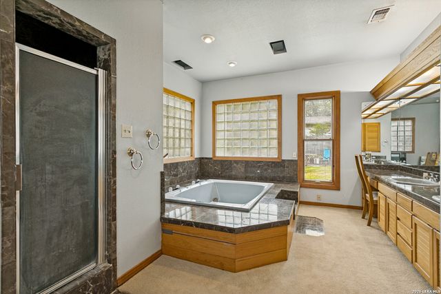 438 PASEO ENCINAL ST, Olmos Park, TX 78212