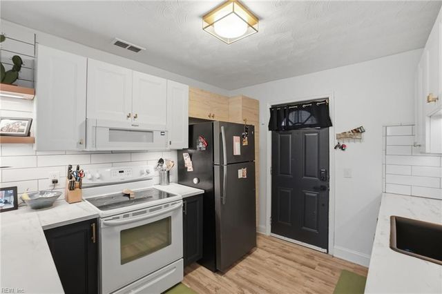 3900 Pleasant AVE, Norfolk, VA 23518