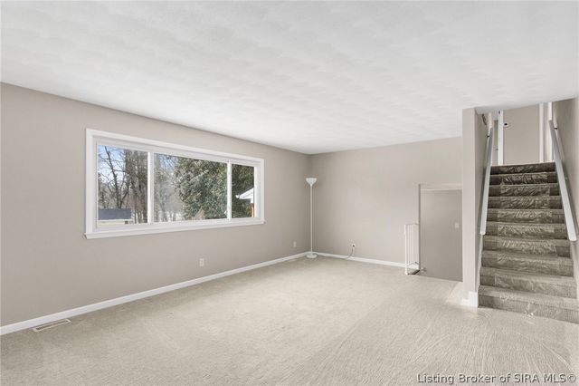 1835 Greenhills Drive, Madison, IN 47250