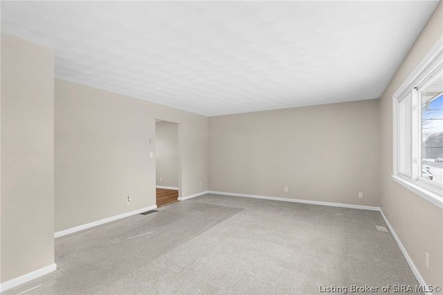 1835 Greenhills Drive, Madison, IN 47250