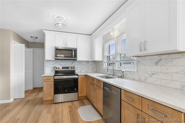 1835 Greenhills Drive, Madison, IN 47250