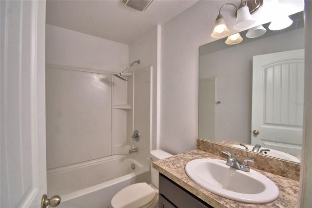 17 ZINNIA LANE E, Kissimmee, FL 34759