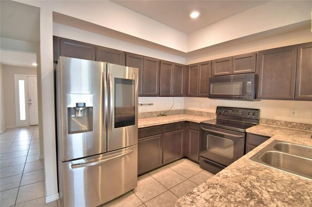 17 ZINNIA LANE E, Kissimmee, FL 34759