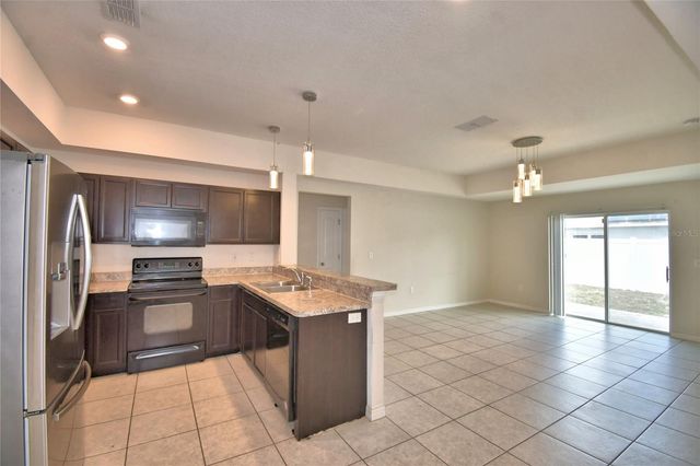 17 ZINNIA LANE E, Kissimmee, FL 34759