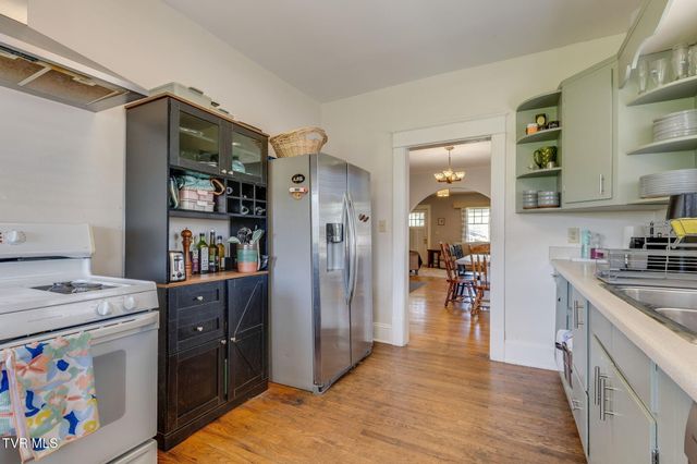 302 Daytona Place, Elizabethton, TN 37643