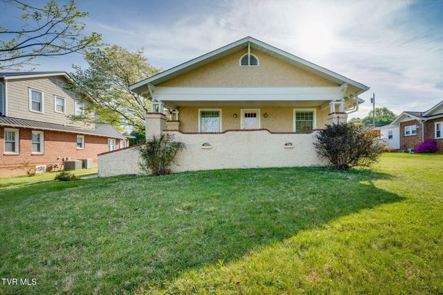 302 Daytona Place, Elizabethton, TN 37643