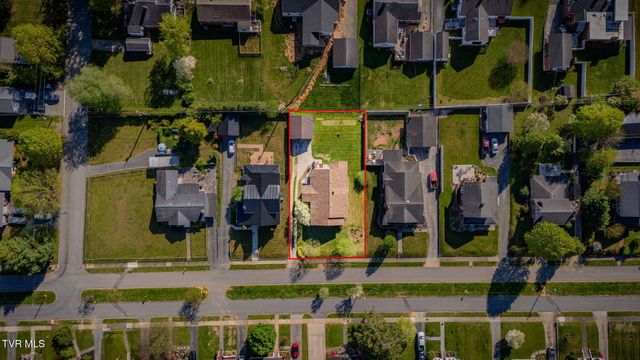 302 Daytona Place, Elizabethton, TN 37643