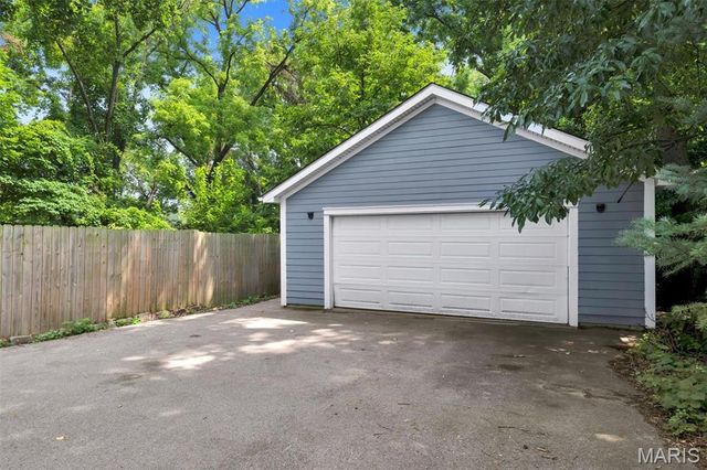 308 Hereford Avenue, Ferguson, MO 63135