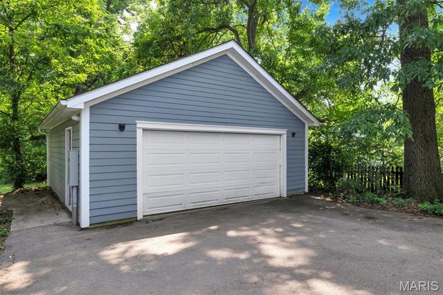 308 Hereford Avenue, Ferguson, MO 63135
