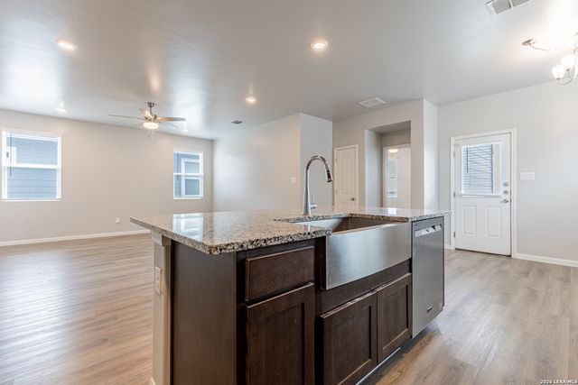3923 IVY PATH, St Hedwig, TX 78152