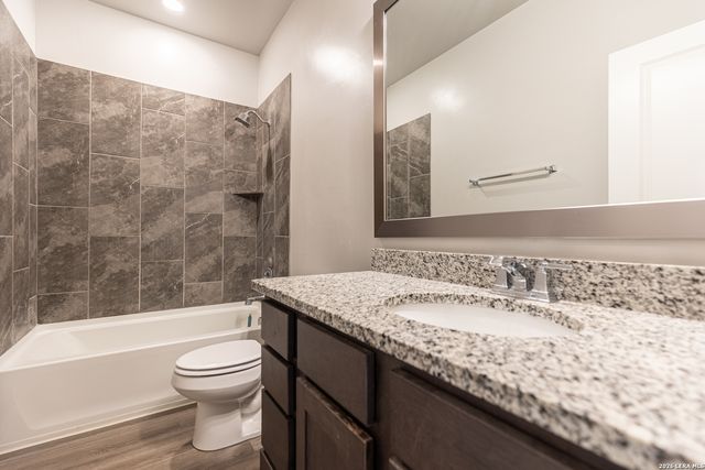 3923 IVY PATH, St Hedwig, TX 78152