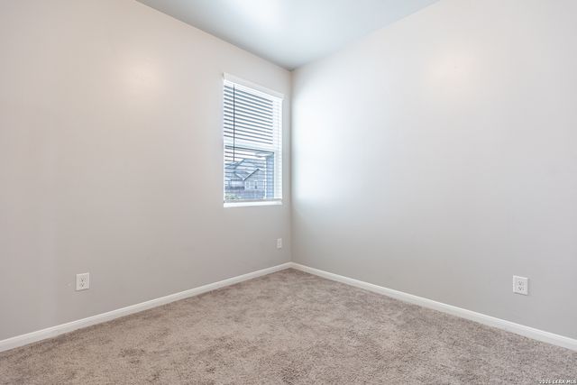 3923 IVY PATH, St Hedwig, TX 78152