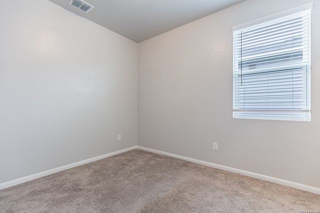 3923 IVY PATH, St Hedwig, TX 78152